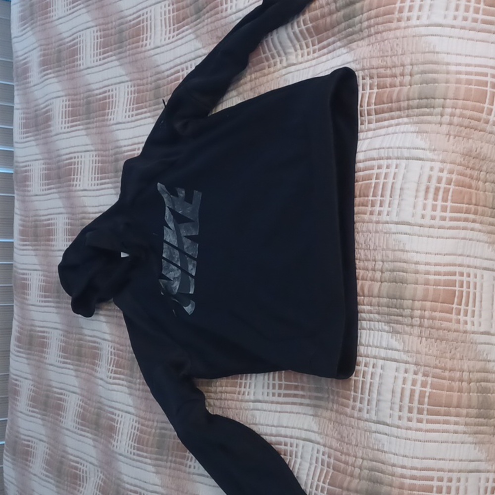 Men's small size Nike therma fit sweater